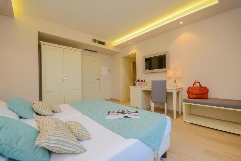 Hotel Villa Garuti Padenghe sul Garda Εξωτερικό φωτογραφία