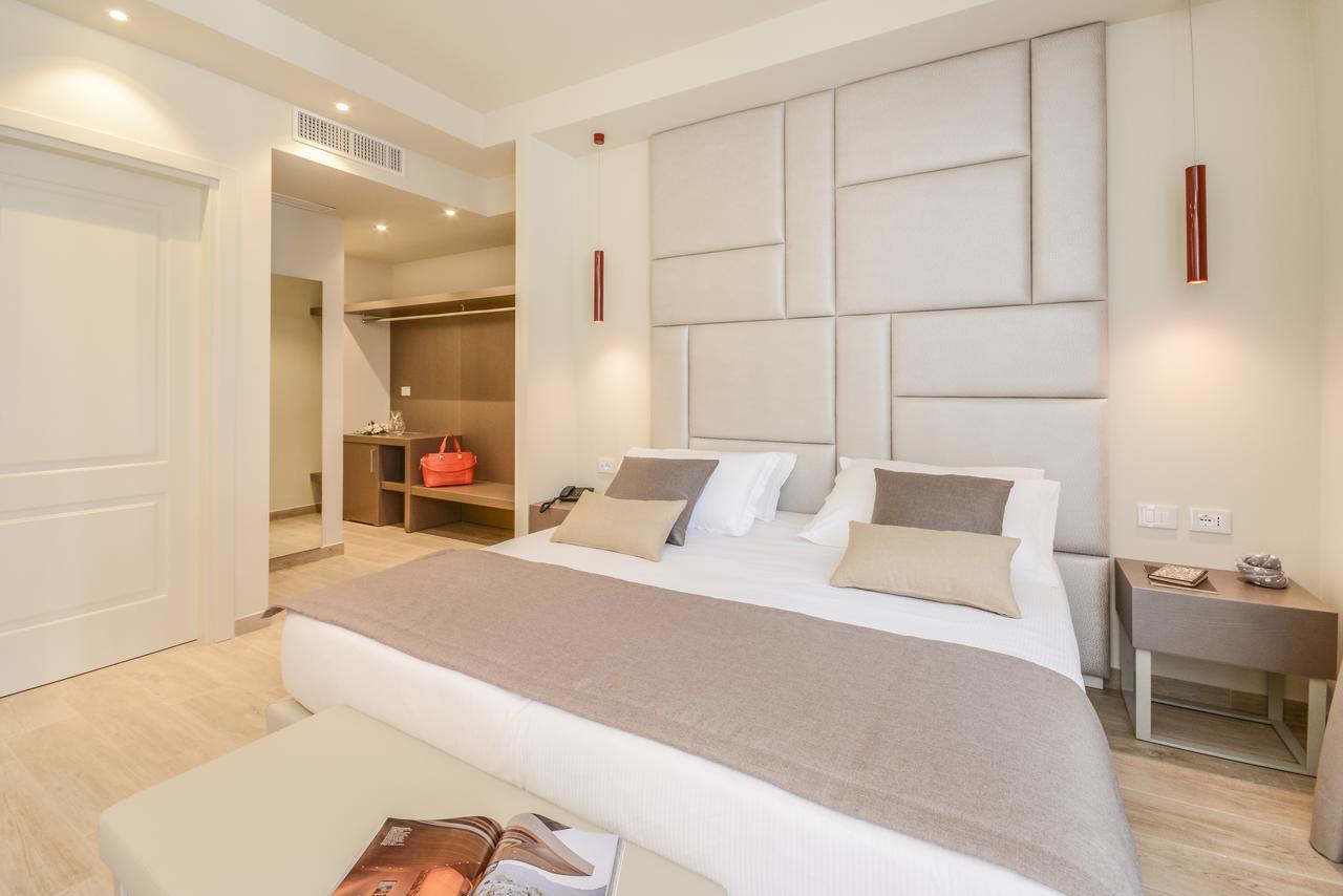 Hotel Villa Garuti Padenghe sul Garda Εξωτερικό φωτογραφία