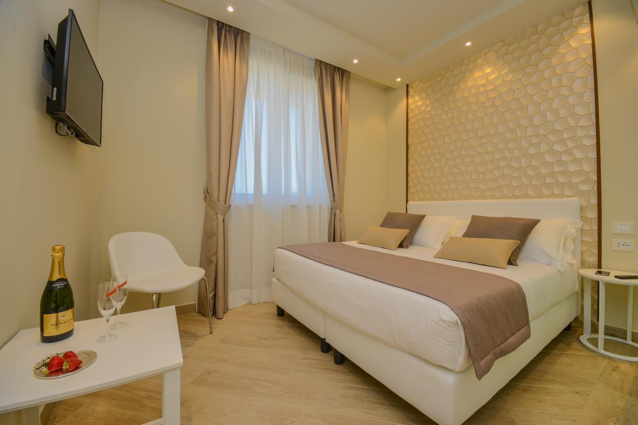 Hotel Villa Garuti Padenghe sul Garda Εξωτερικό φωτογραφία