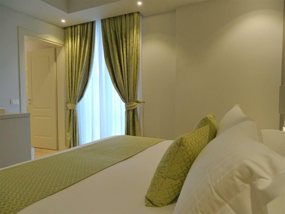 Hotel Villa Garuti Padenghe sul Garda Εξωτερικό φωτογραφία